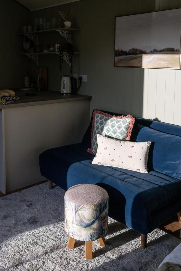 Barfield Shepherds Hut Magherafelt Exterior foto